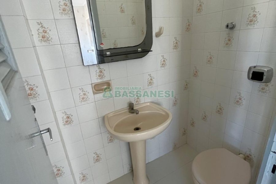Apartamento com 106m², 3 dormitórios, 1 vaga, no bairro Centro em Caxias do Sul para Comprar