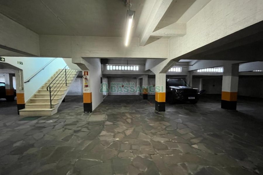 Apartamento com 106m², 3 dormitórios, 1 vaga, no bairro Centro em Caxias do Sul para Comprar