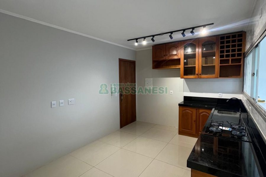 Apartamento com 106m², 3 dormitórios, 1 vaga, no bairro Centro em Caxias do Sul para Comprar