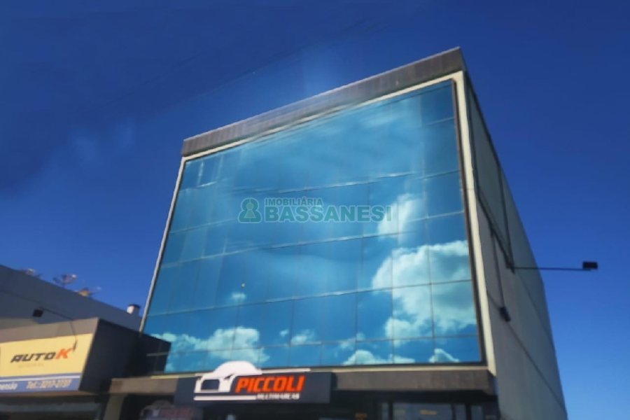 Sala com 288m², no bairro Santa Catarina em Caxias do Sul para Alugar