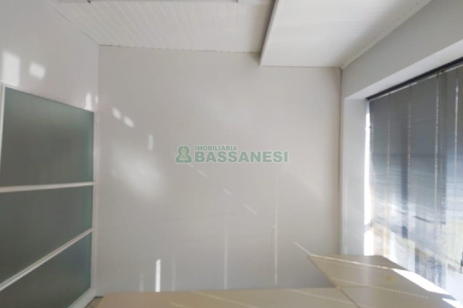 Sala com 288m², no bairro Santa Catarina em Caxias do Sul para Alugar