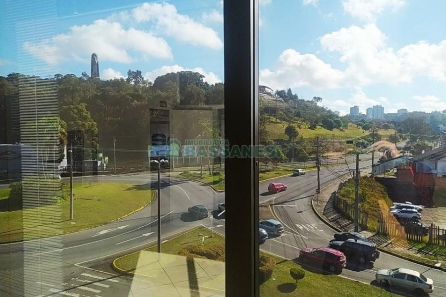 Sala com 288m², no bairro Santa Catarina em Caxias do Sul para Alugar