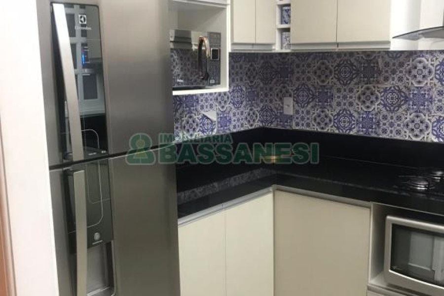 Apartamento com 57m², 2 dormitórios, no bairro Centro em Caxias do Sul para Comprar