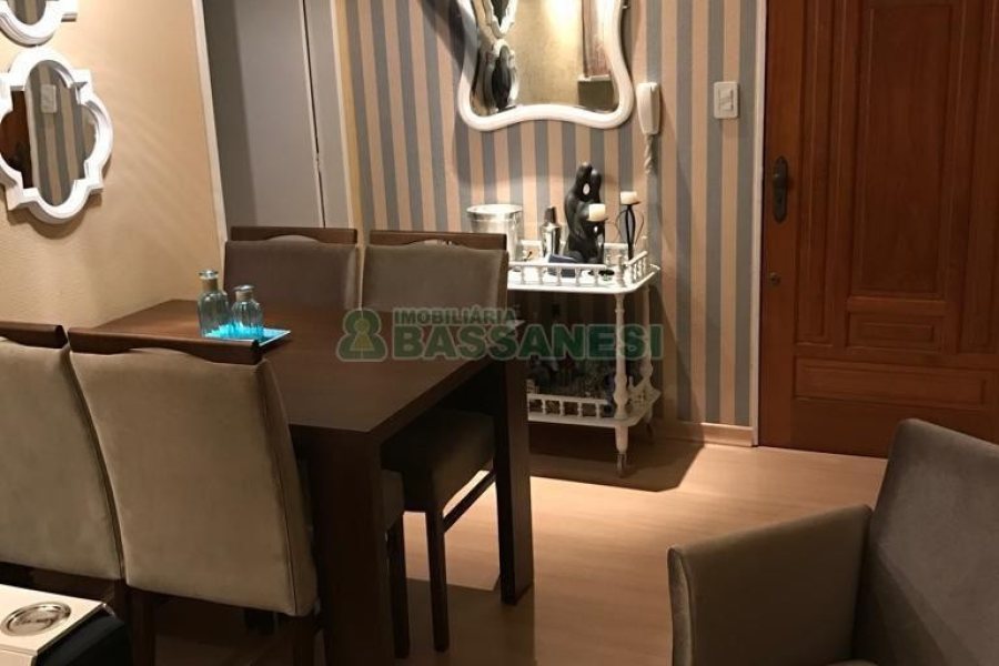 Apartamento com 57m², 2 dormitórios, no bairro Centro em Caxias do Sul para Comprar