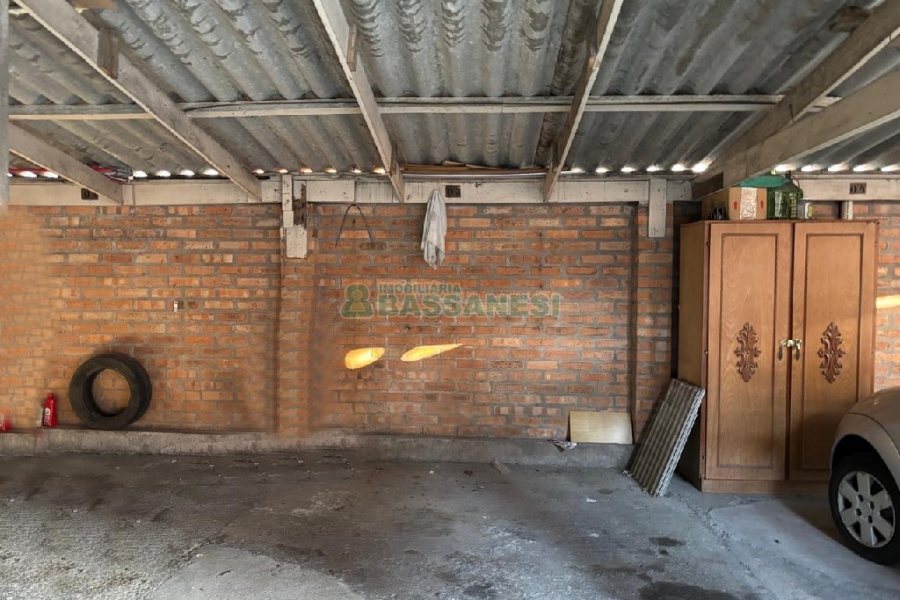 Apto Mobiliado com 78m², 2 dormitórios, 1 vaga, no bairro Sagrada Família em Caxias do Sul para Alugar