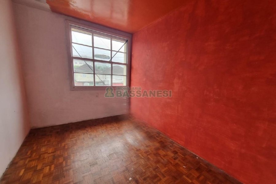 Apartamento com 100m², 2 dormitórios, no bairro São Leopoldo em Caxias do Sul para Alugar