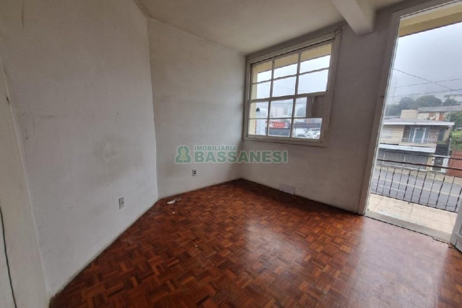 Apartamento com 100m², 2 dormitórios, no bairro São Leopoldo em Caxias do Sul para Alugar