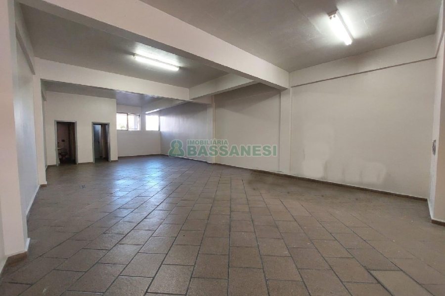 Loja com 172m², no bairro Centro em Caxias do Sul para Alugar
