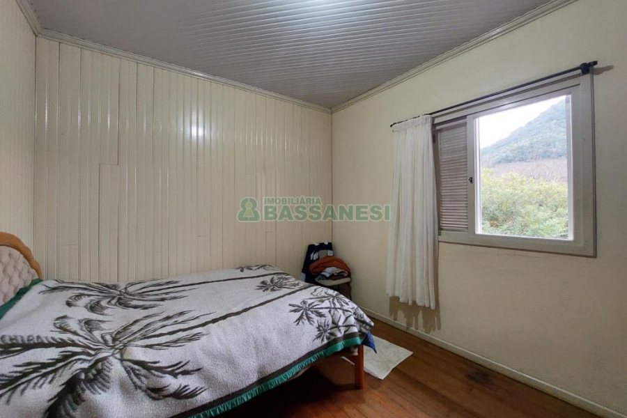 Chácara com 240000m², 4 dormitórios, no bairro Vila Cristina em Caxias do Sul para Comprar