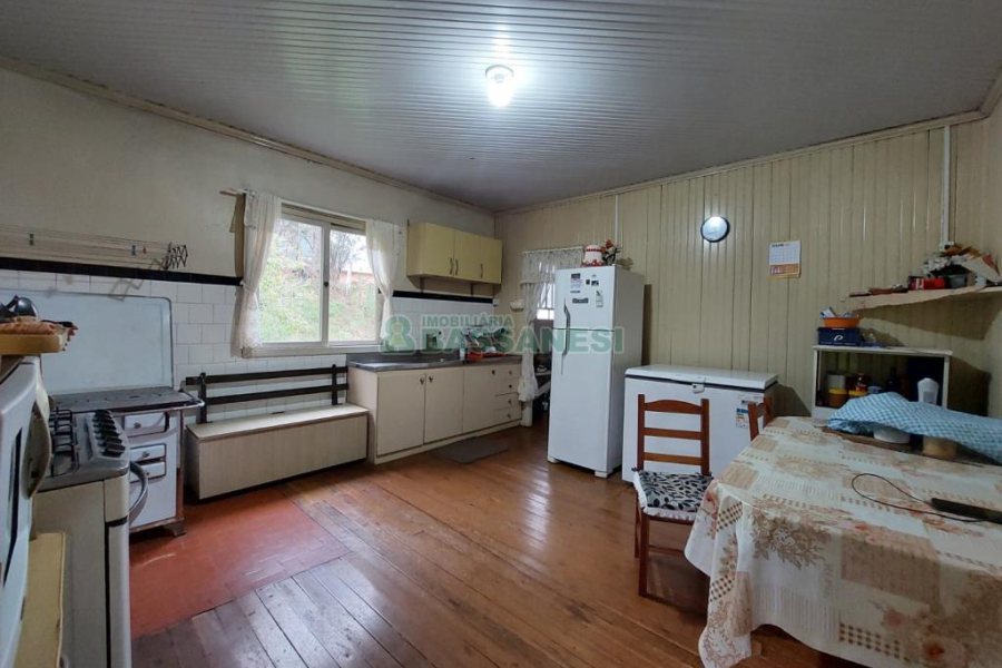 Chácara com 240000m², 4 dormitórios, no bairro Vila Cristina em Caxias do Sul para Comprar