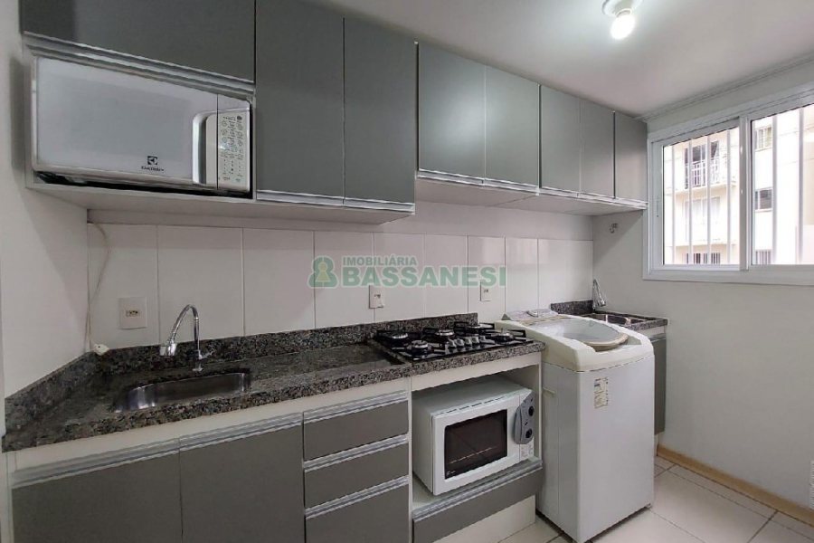 Apto Mobiliado com 70m², 2 dormitórios, 1 vaga, no bairro São Virgílio em Caxias do Sul para Alugar