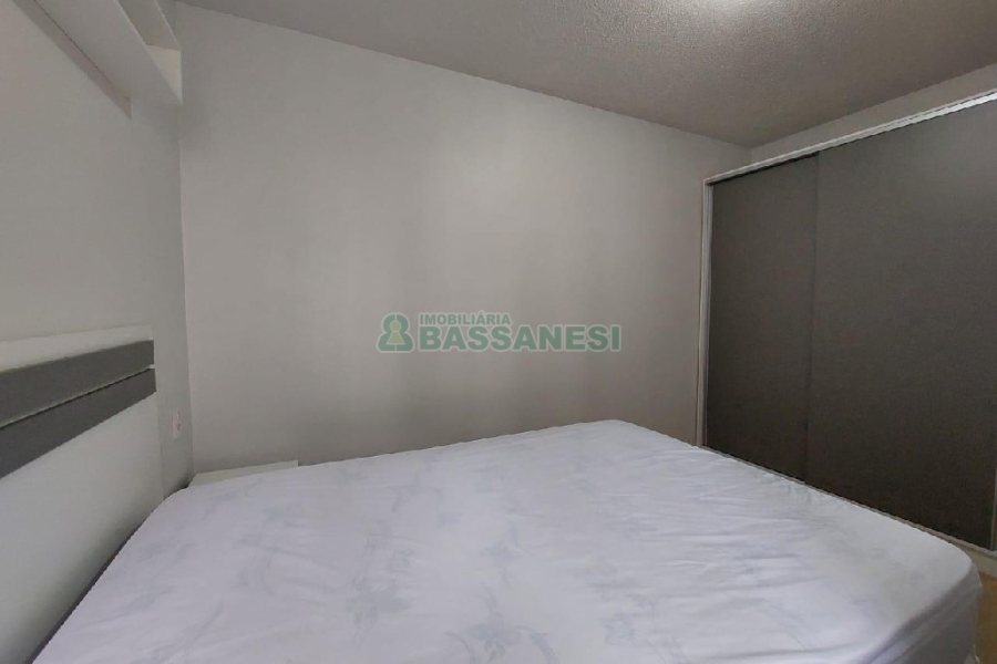 Apto Mobiliado com 70m², 2 dormitórios, 1 vaga, no bairro São Virgílio em Caxias do Sul para Alugar