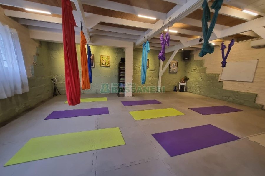 Casa Comercial com 112m², no bairro Centro em Caxias do Sul para Alugar