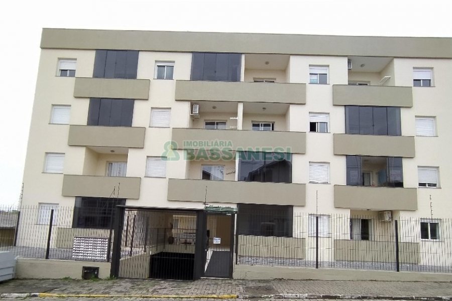 Apto Mobiliado com 52m², 2 dormitórios, 1 vaga, no bairro Esplanada em Caxias do Sul para Alugar