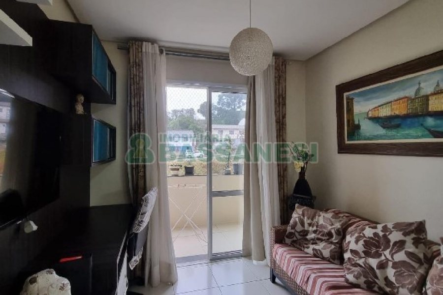 Apto Mobiliado com 52m², 2 dormitórios, 1 vaga, no bairro Esplanada em Caxias do Sul para Alugar