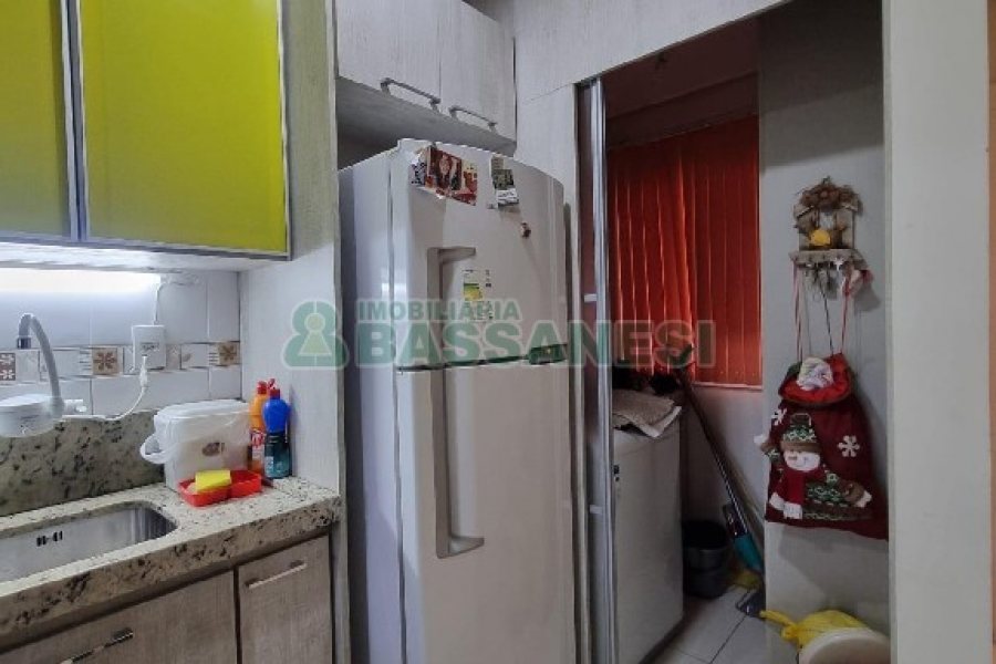 Apto Mobiliado com 52m², 2 dormitórios, 1 vaga, no bairro Esplanada em Caxias do Sul para Alugar