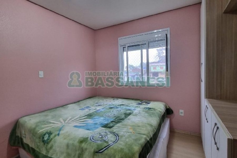 Apto Mobiliado com 52m², 2 dormitórios, 1 vaga, no bairro Esplanada em Caxias do Sul para Alugar