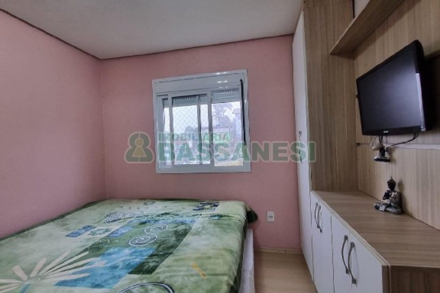 Apto Mobiliado com 52m², 2 dormitórios, 1 vaga, no bairro Esplanada em Caxias do Sul para Alugar