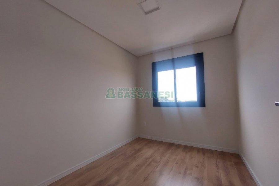 Apartamento com 72m², 2 dormitórios, 1 vaga, no bairro São Luiz em Caxias do Sul para Alugar