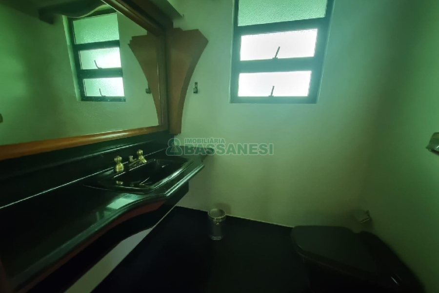 Apto/Cobertura com 540m², 3 dormitórios, 2 vagas, no bairro Centro em Caxias do Sul para Alugar