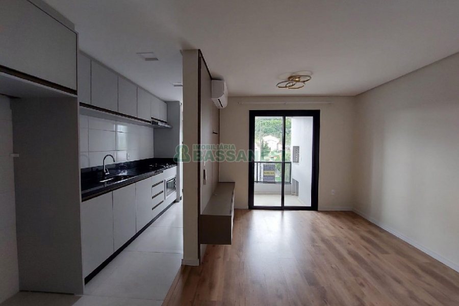 Apto Mobiliado com 77m², 2 dormitórios, 3 vagas, no bairro São Luiz em Caxias do Sul para Alugar