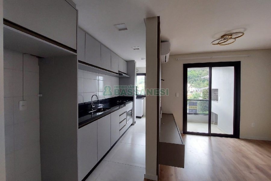 Apto Mobiliado com 77m², 2 dormitórios, 3 vagas, no bairro São Luiz em Caxias do Sul para Alugar