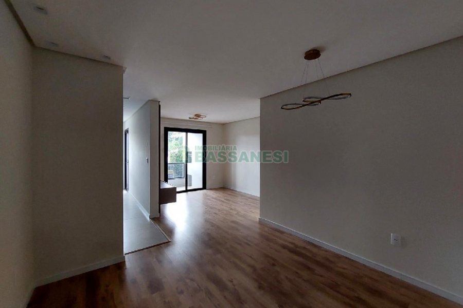Apto Mobiliado com 77m², 2 dormitórios, 3 vagas, no bairro São Luiz em Caxias do Sul para Alugar