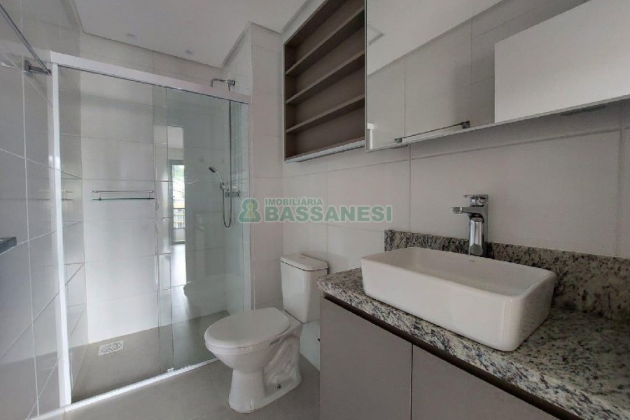 Apto Mobiliado com 77m², 2 dormitórios, 3 vagas, no bairro São Luiz em Caxias do Sul para Alugar