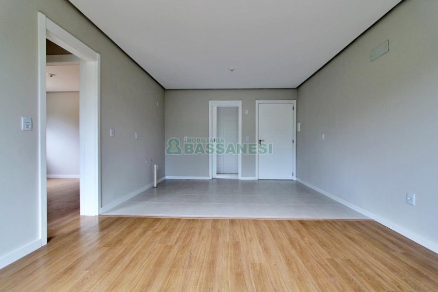 Apartamento com 59m², 2 dormitórios, 1 vaga, no bairro Forqueta em Caxias do Sul para Alugar