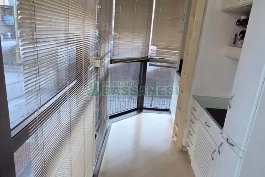Sala com 61m², no bairro Centro em Caxias do Sul para Comprar