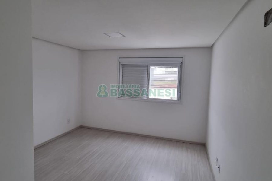 Apartamento com 123m², 2 dormitórios, 2 vagas, no bairro Cidade Nova em Caxias do Sul para Comprar