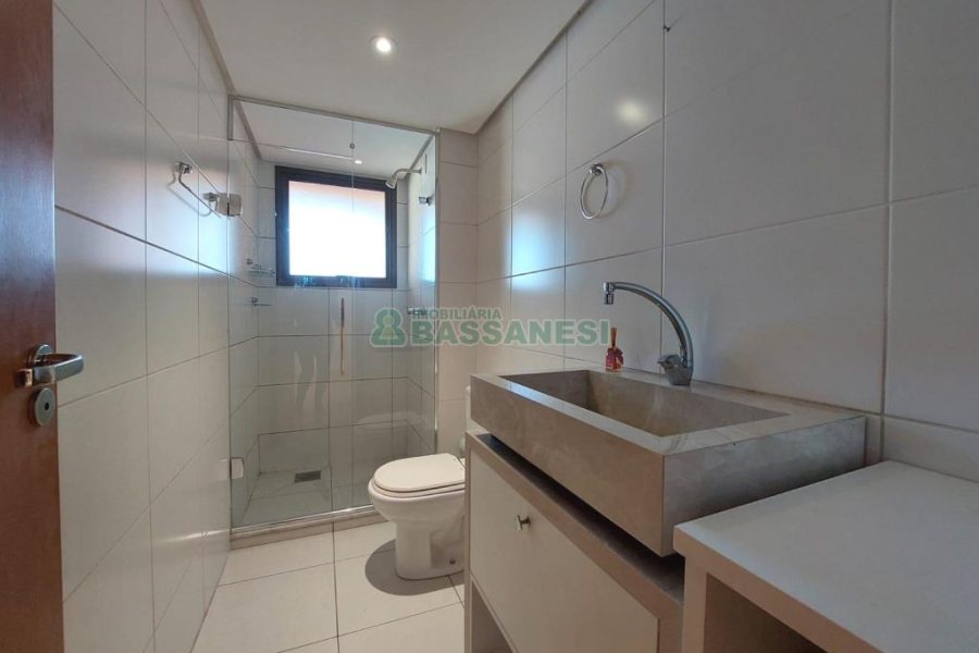 Kitinete com 40m², 1 dormitório, no bairro Centro em Caxias do Sul para Alugar