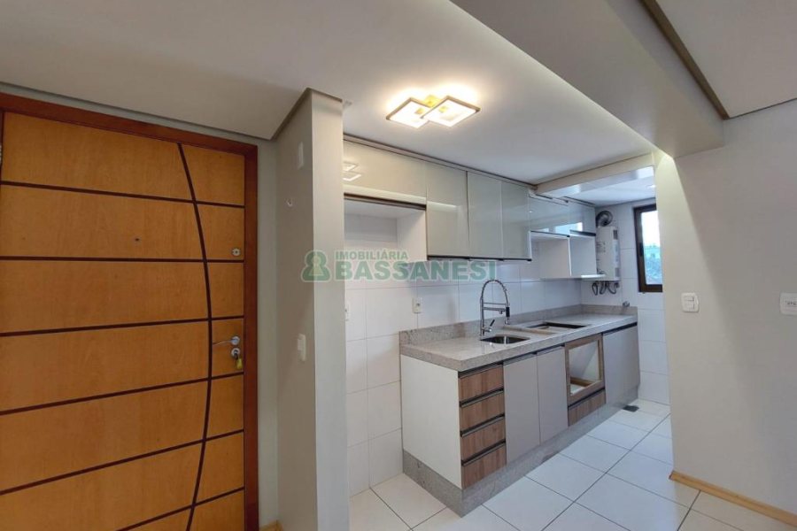 Kitinete com 40m², 1 dormitório, no bairro Centro em Caxias do Sul para Alugar