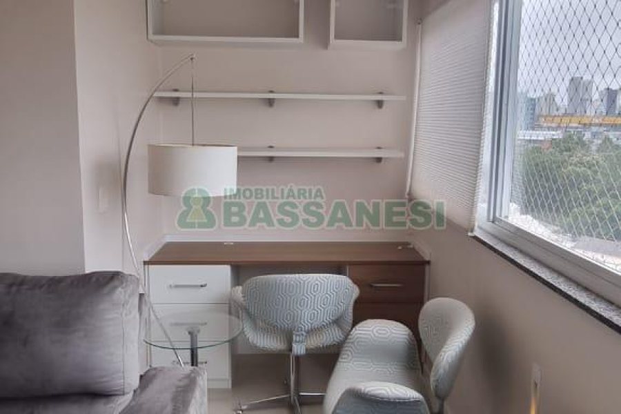 Apartamento com 88m², 2 dormitórios, 2 vagas, no bairro Cristo Redentor em Caxias do Sul para Comprar