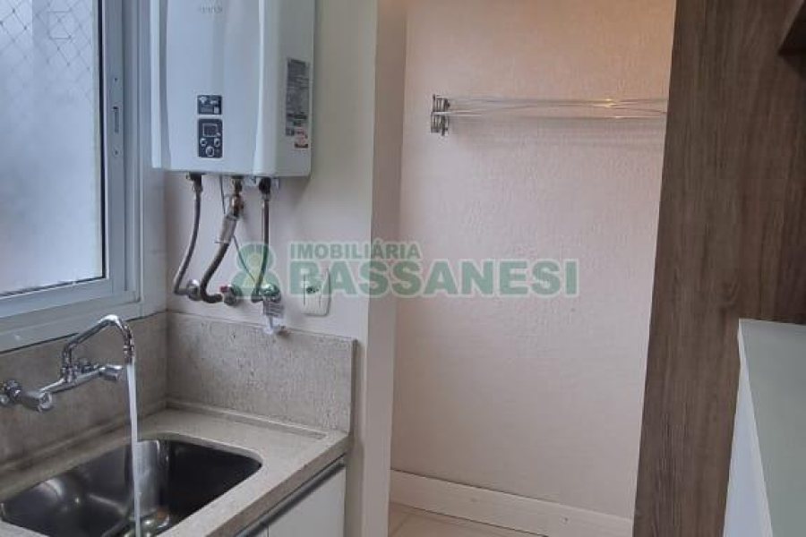Apartamento com 88m², 2 dormitórios, 2 vagas, no bairro Cristo Redentor em Caxias do Sul para Comprar