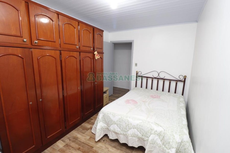 Apartamento com 81m², 2 dormitórios, 1 vaga, no bairro Salgado Filho em Caxias do Sul para Comprar