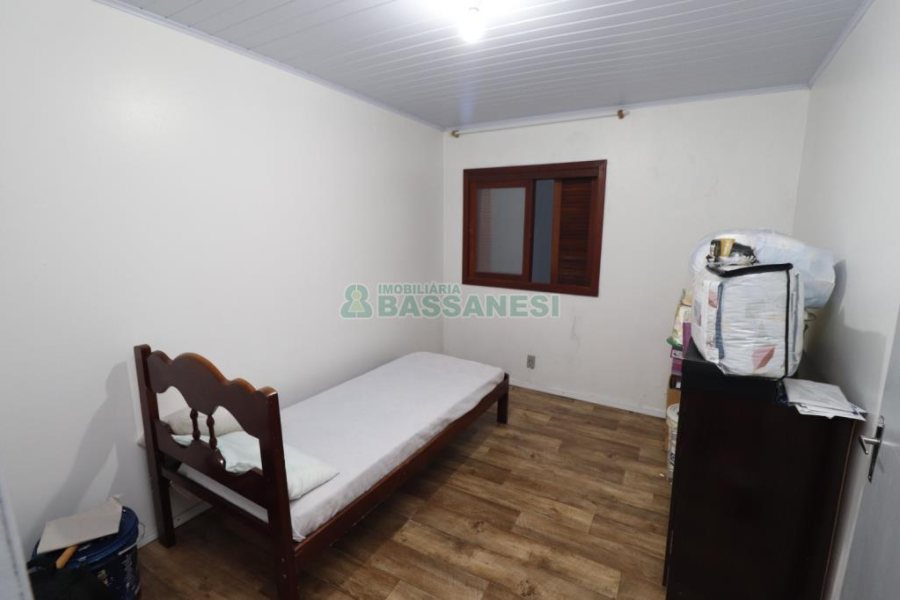 Apartamento com 81m², 2 dormitórios, 1 vaga, no bairro Salgado Filho em Caxias do Sul para Comprar