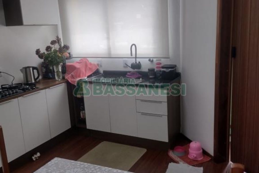 Apartamento com 108m², 3 dormitórios, 1 vaga, no bairro São Pelegrino em Caxias do Sul para Comprar