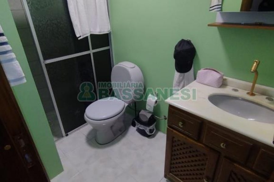 Apartamento com 108m², 3 dormitórios, 1 vaga, no bairro São Pelegrino em Caxias do Sul para Comprar