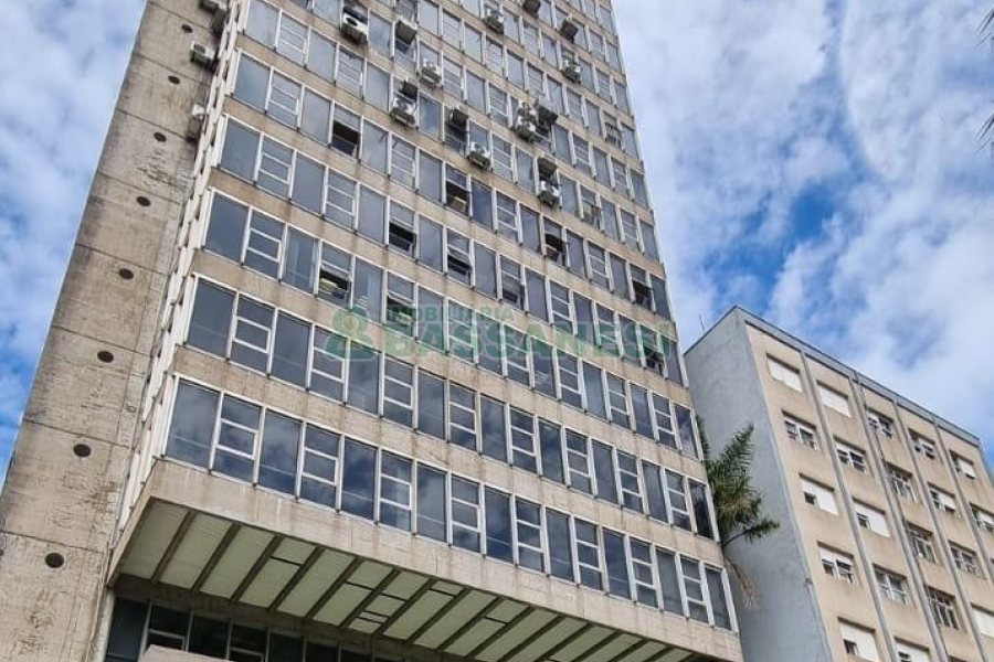 Sala com 180m², no bairro Centro em Caxias do Sul para Alugar