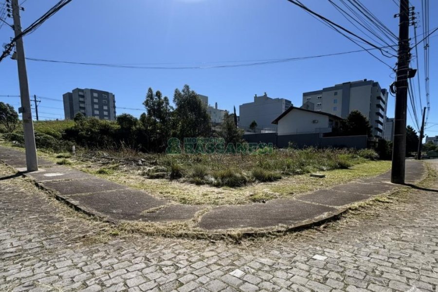 Terreno, no bairro Sanvitto em Caxias do Sul para Comprar