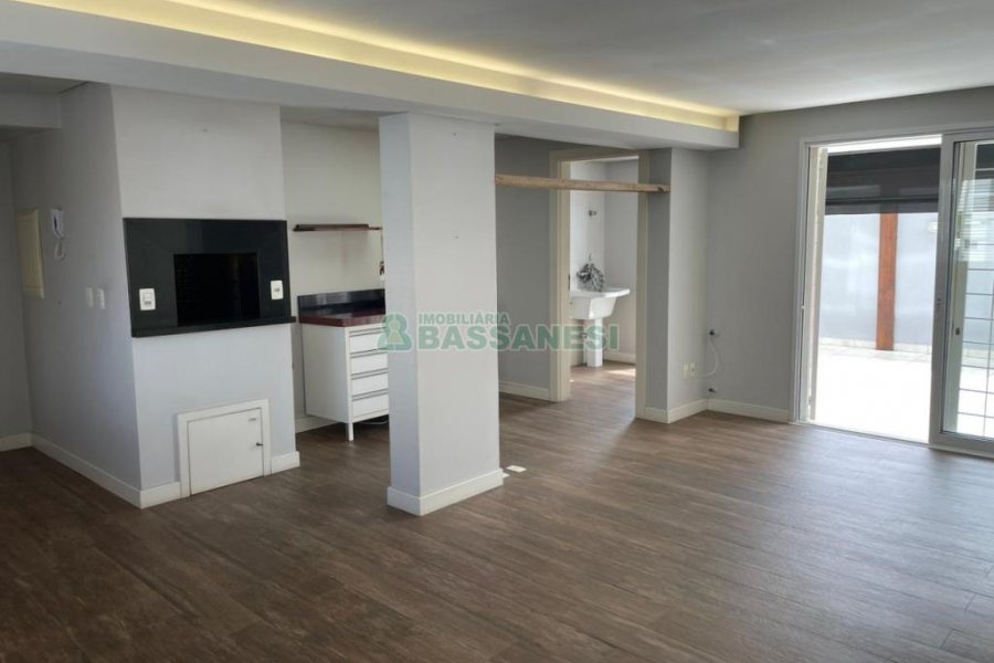 Apartamento com 112m², 2 dormitórios, 1 vaga, no bairro São Pelegrino em Caxias do Sul para Comprar