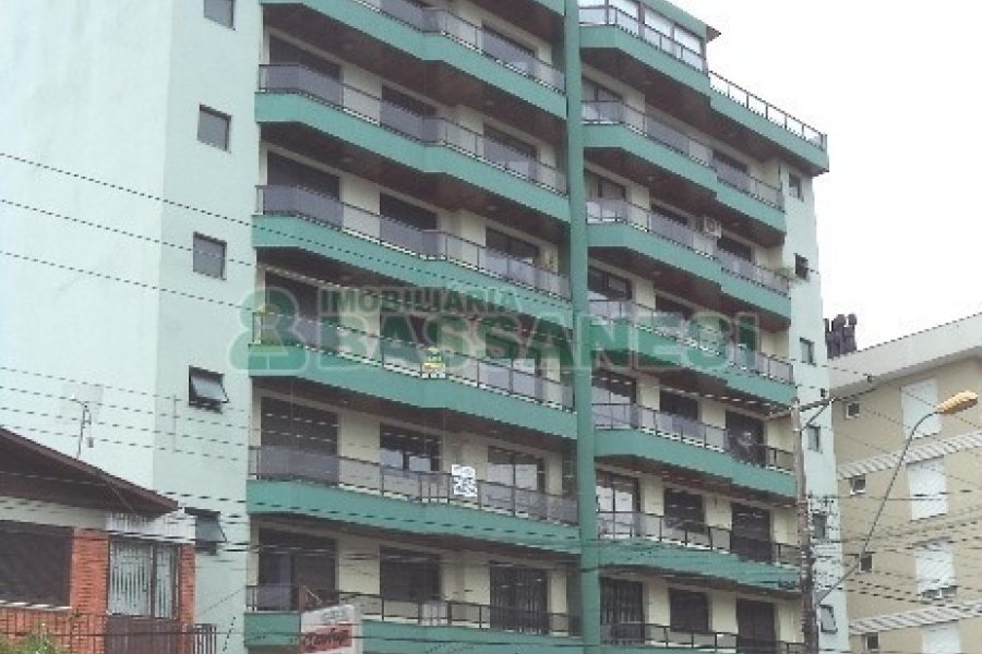 Apartamento com 230m², 3 dormitórios, 2 vagas, no bairro Santa Catarina em Caxias do Sul para Alugar