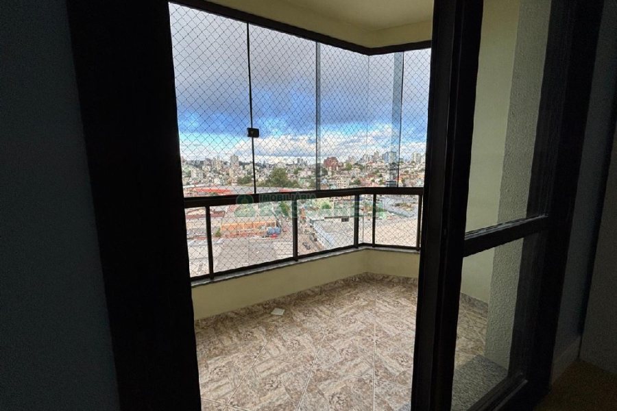 Apartamento com 230m², 3 dormitórios, 2 vagas, no bairro Santa Catarina em Caxias do Sul para Alugar