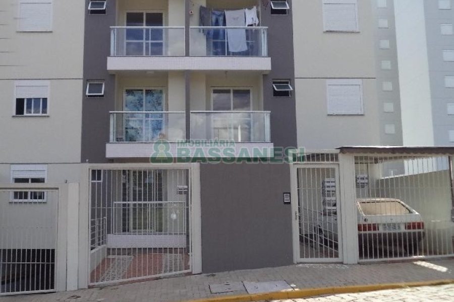 Apartamento com 67m², 2 dormitórios, 1 vaga, no bairro Vinhedos em Caxias do Sul para Alugar