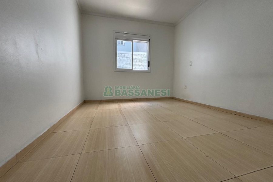 Apartamento com 67m², 2 dormitórios, 1 vaga, no bairro Vinhedos em Caxias do Sul para Alugar