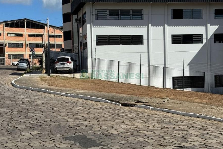 Terreno, no bairro Sanvitto em Caxias do Sul para Comprar