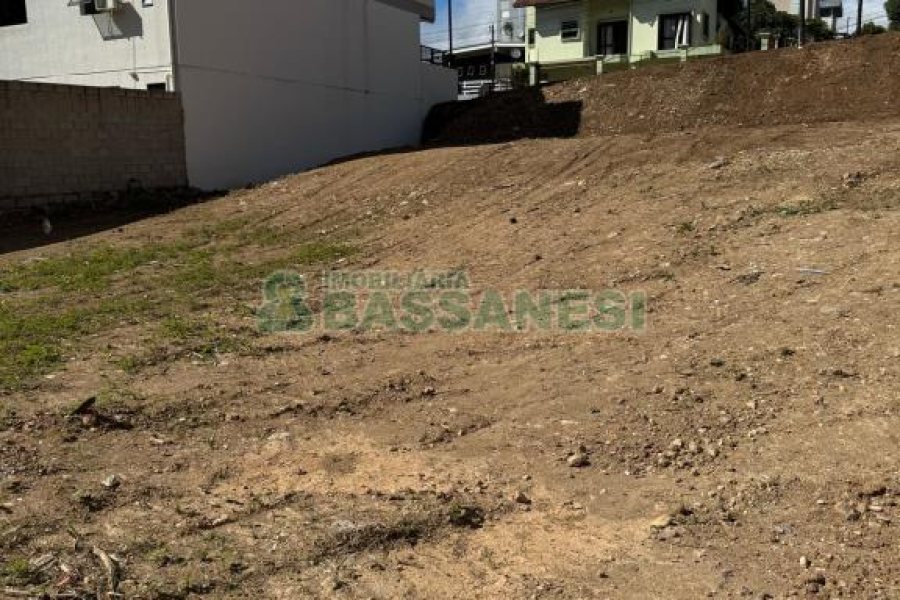 Terreno, no bairro Sanvitto em Caxias do Sul para Comprar