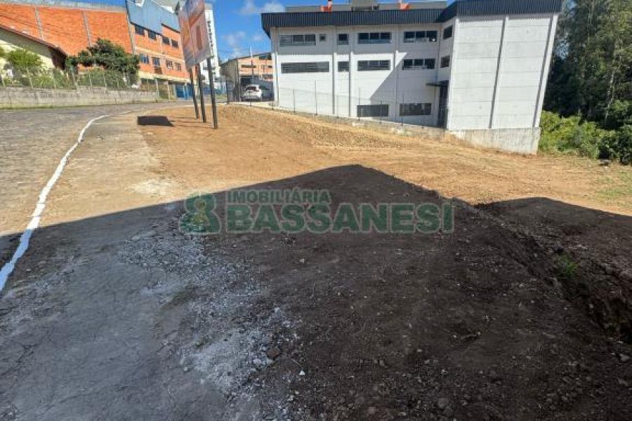 Terreno, no bairro Sanvitto em Caxias do Sul para Comprar