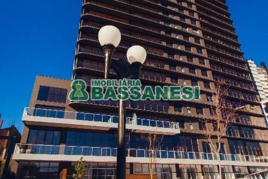 Apartamento com 178m², 3 dormitórios, 3 vagas, no bairro Centro em Caxias do Sul para Comprar